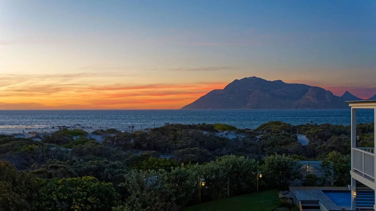 Beach Paradise Holiday Home Kommetjie South Africa