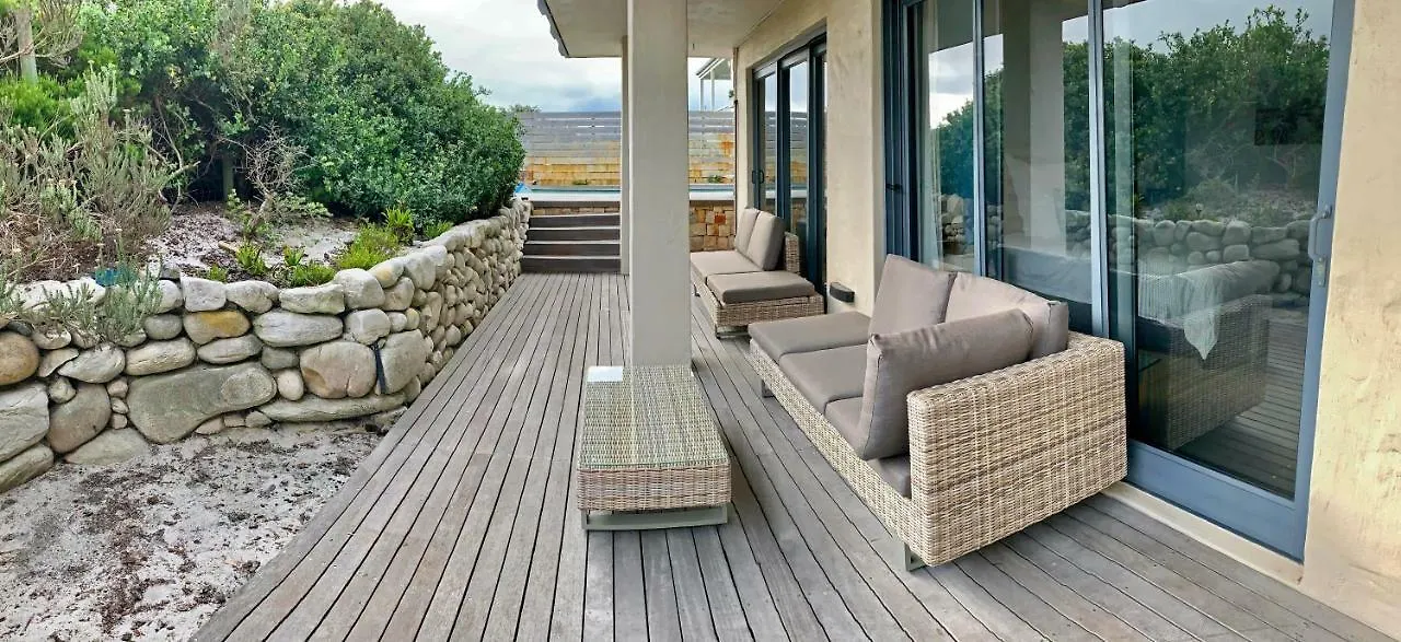 Beach Paradise Holiday Home Kommetjie 0*,  South Africa